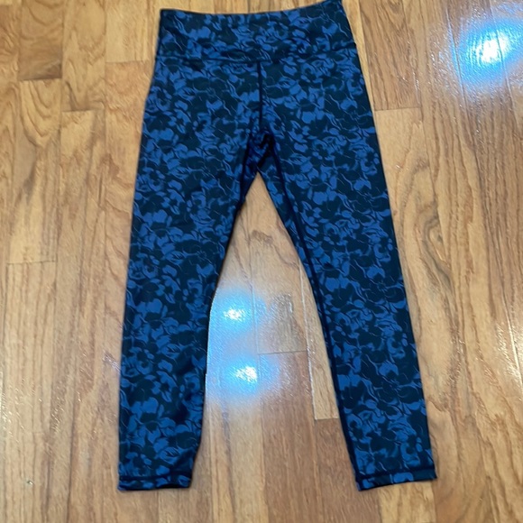 ZYIA Pants - ZYIA Woman’s Leggings Size 6-8 Blue Floral Print